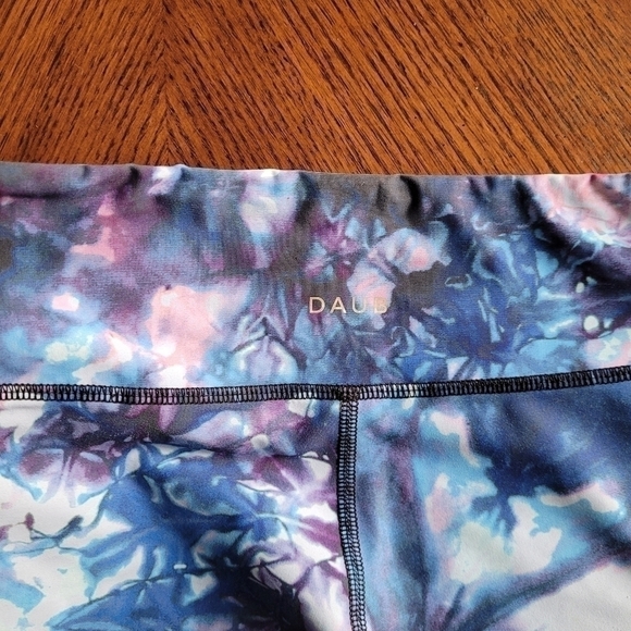 DAUB Active | mesh tie dye leggings | medium - Picture 11 of 12